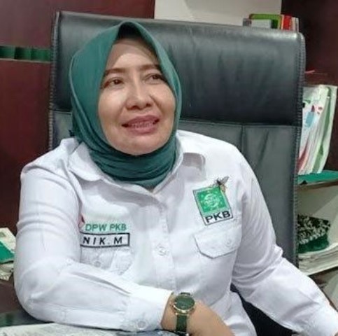 Sekretaris-DPW-PKB-Jatim-Anik-Maslachah