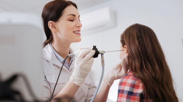kapan-kita-harus-membersihkan-telinga-di-dokter-tht-1621434258