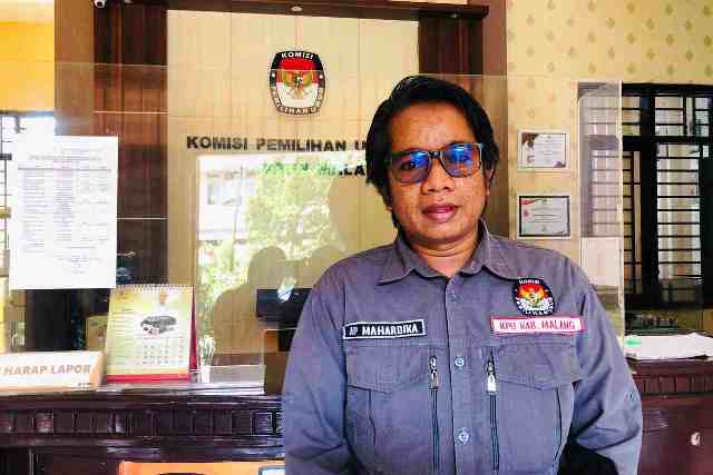 Komisioner-KPU-Kabupaten-Malang-Marhaendra-Pramudya-Mahardika