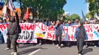 demo mahasiswa di Grahadi